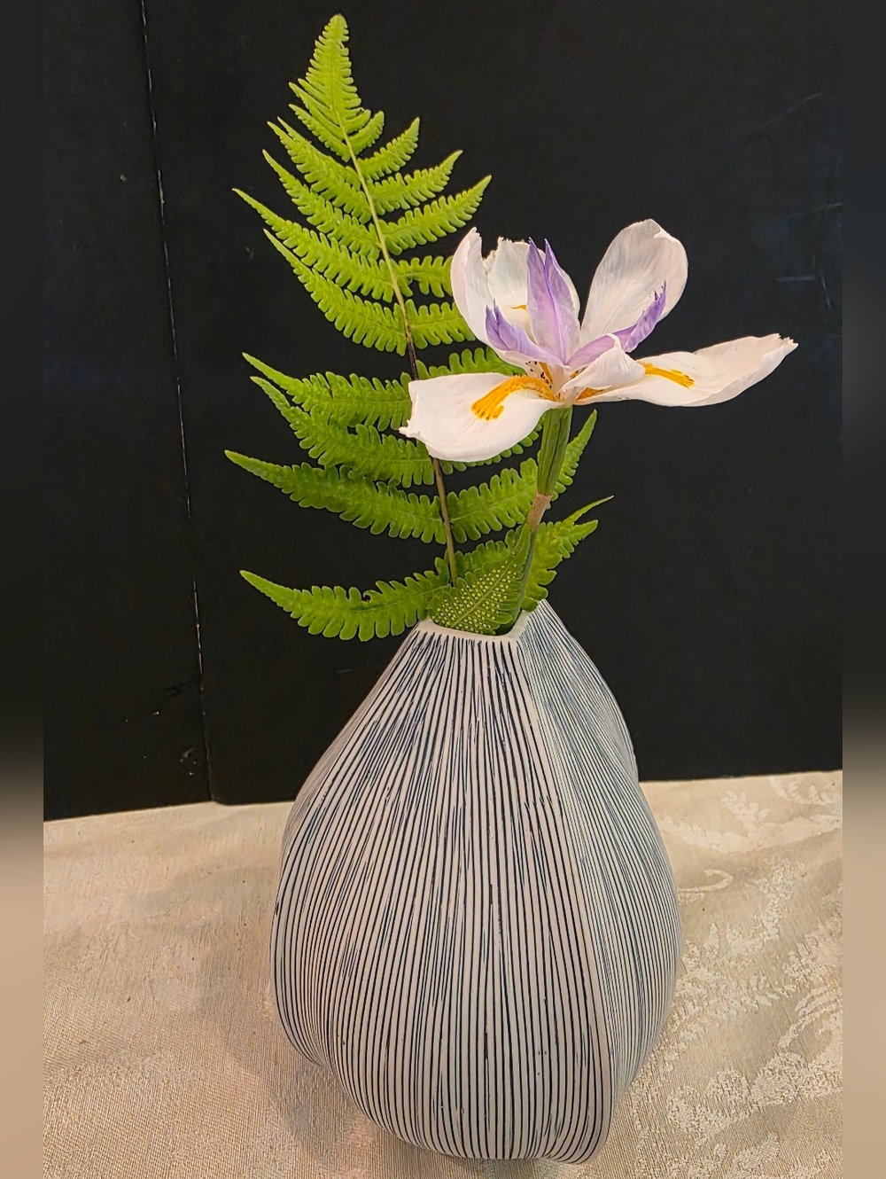 Champa Porcelain Bud Vase ' Lotus Bud' Motif Blue on White Matte Finish 6"×5"